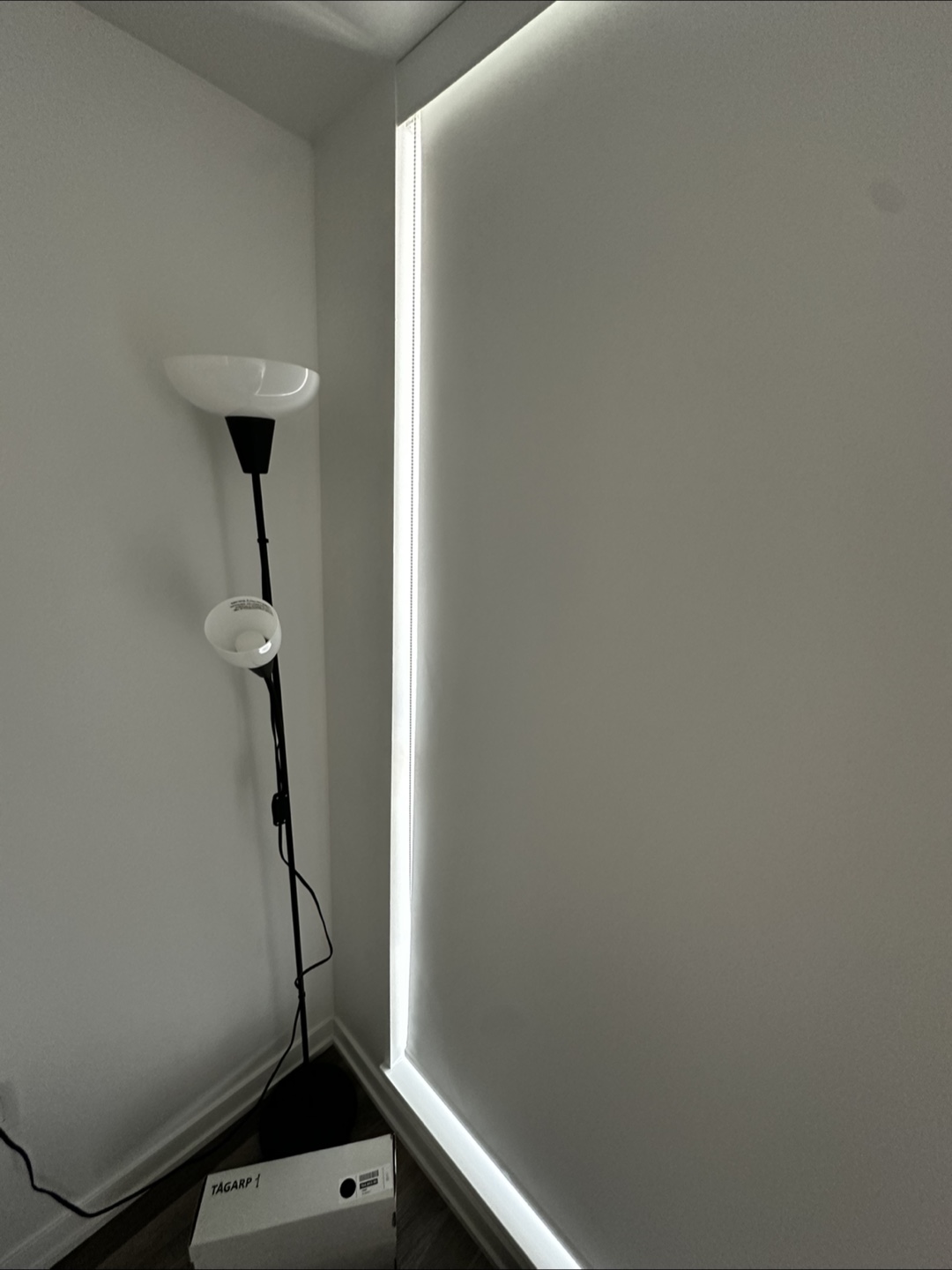 IKEA TÄGARP Black Floor Lamp - photo 2