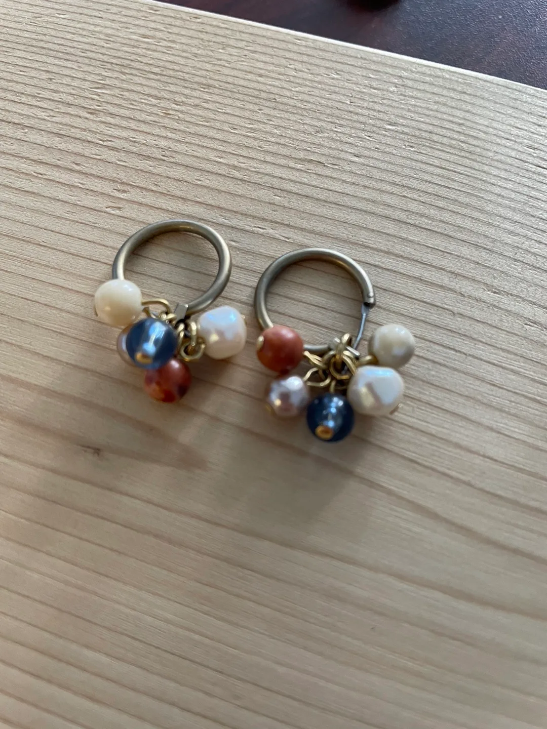 🏒 Beaded hoop earrings thumbnail