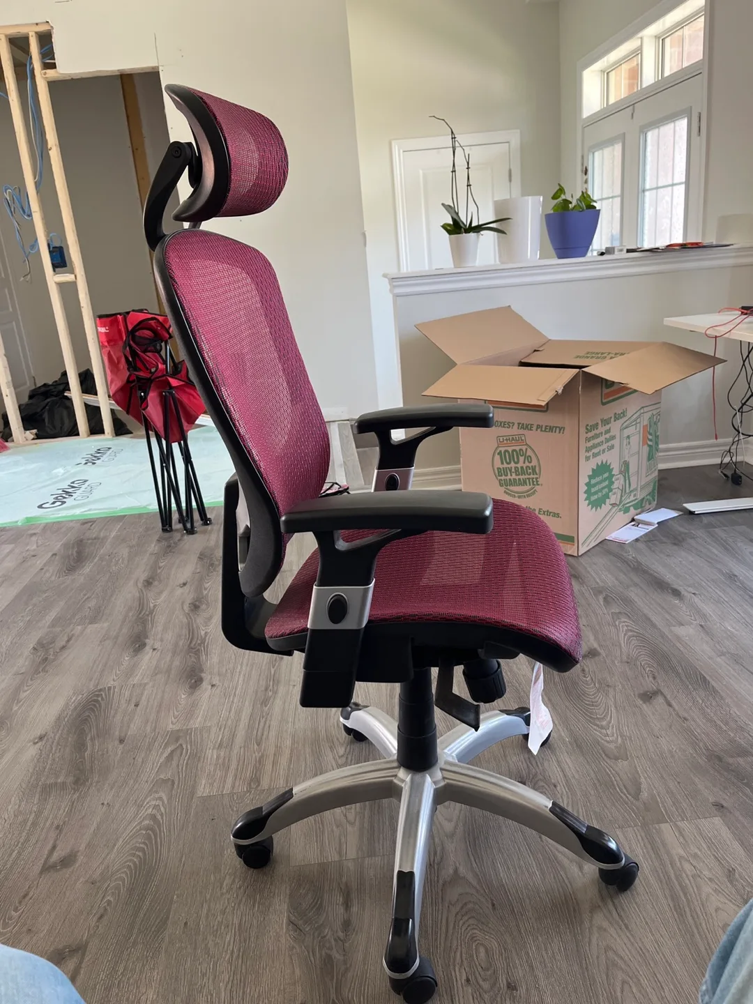 Staples -Ergonomic Office Chair - Red Mesh thumbnail