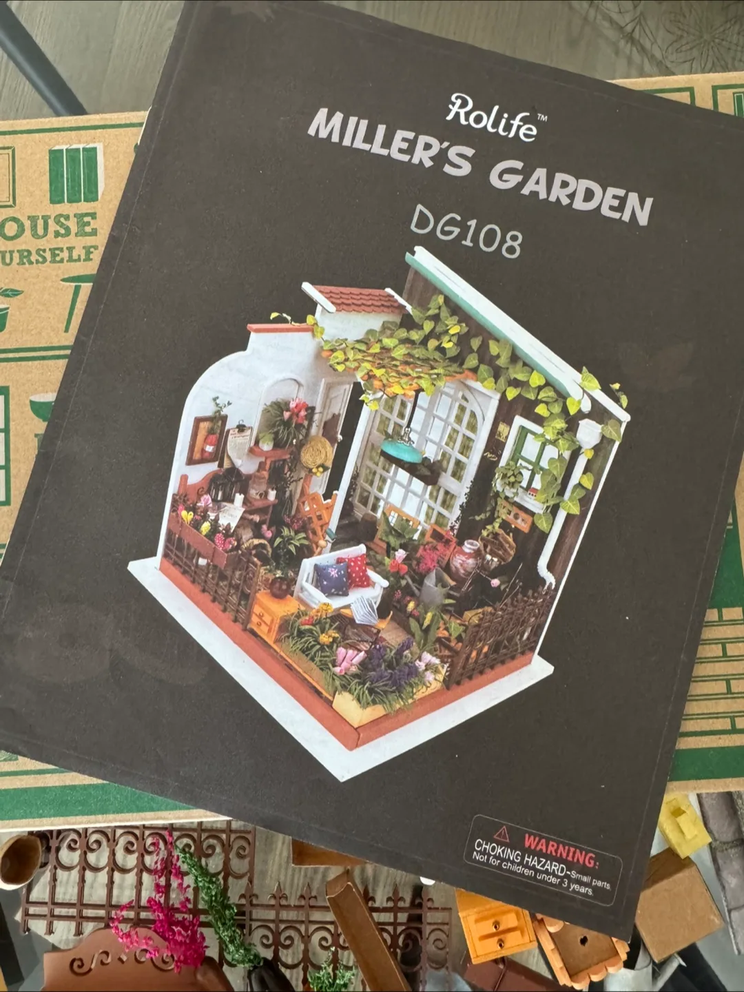 Rolife Miller's Garden DIY Miniature House Kit DG108 thumbnail