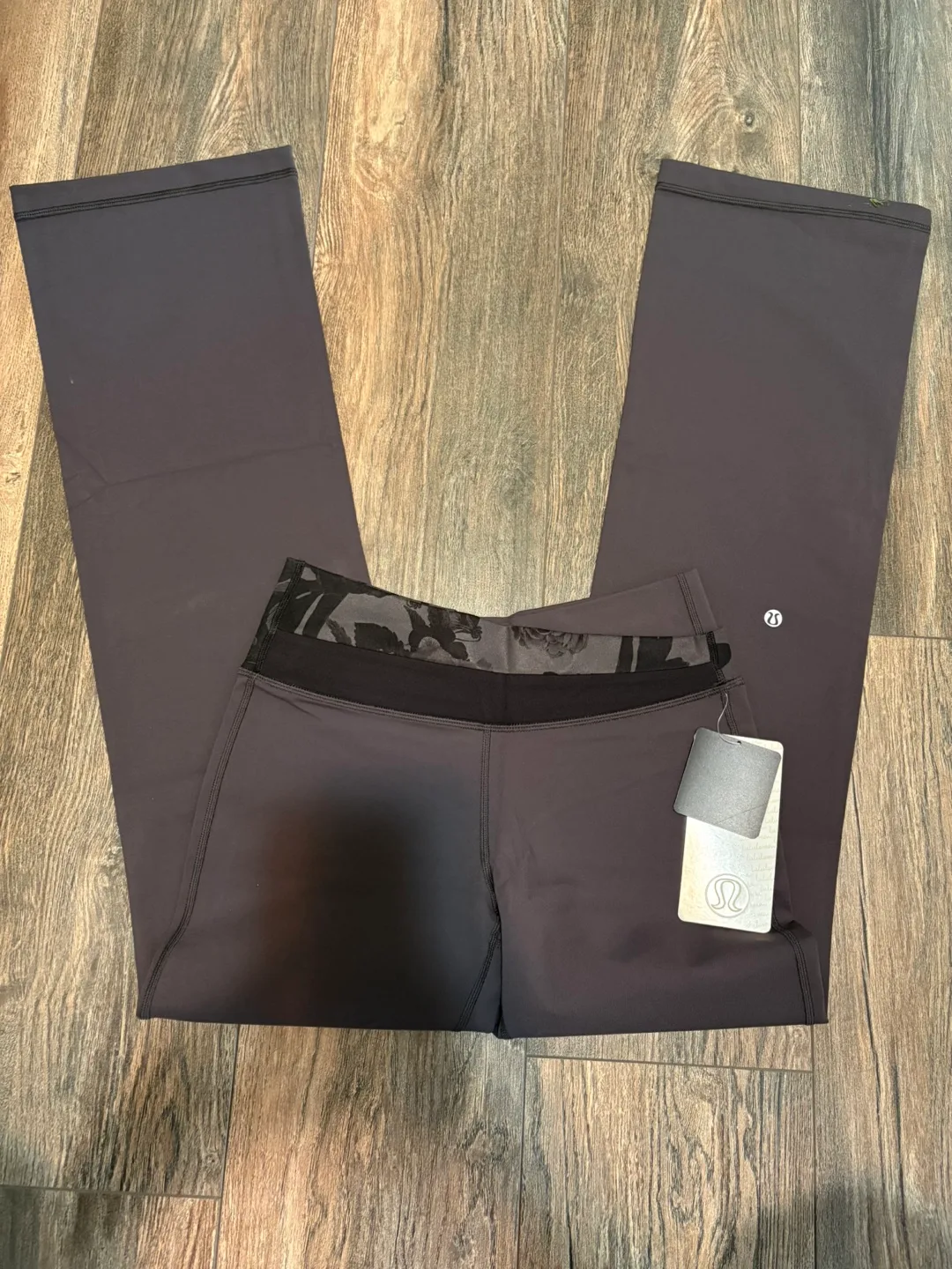 Women’s Lululemon Astro Pants thumbnail