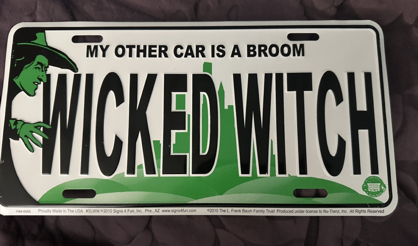 Wizard of Oz Wicked Witch Decorative License Plate🥕