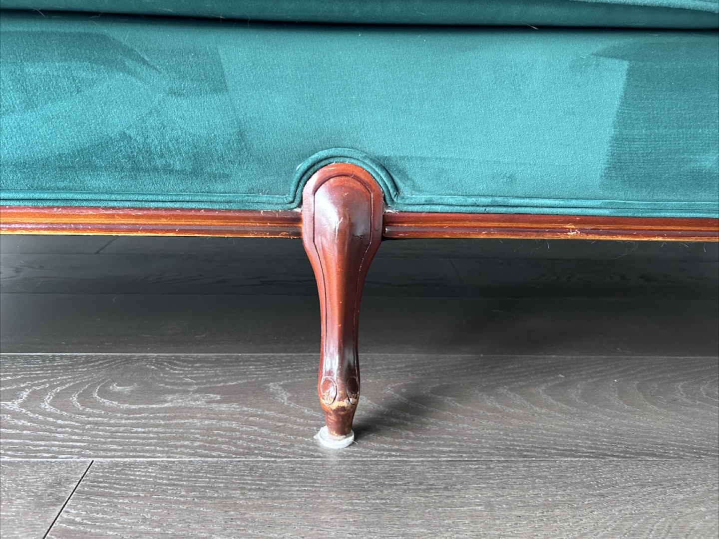 Antique Emerald Green Velvet Sofa - photo 5