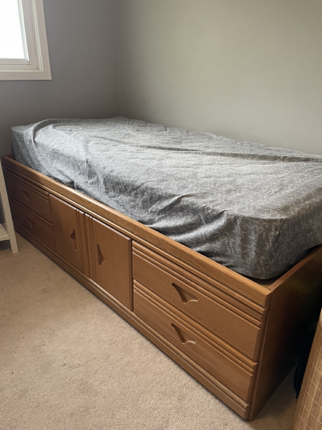 🏒Twin size Captains Bed with mattress