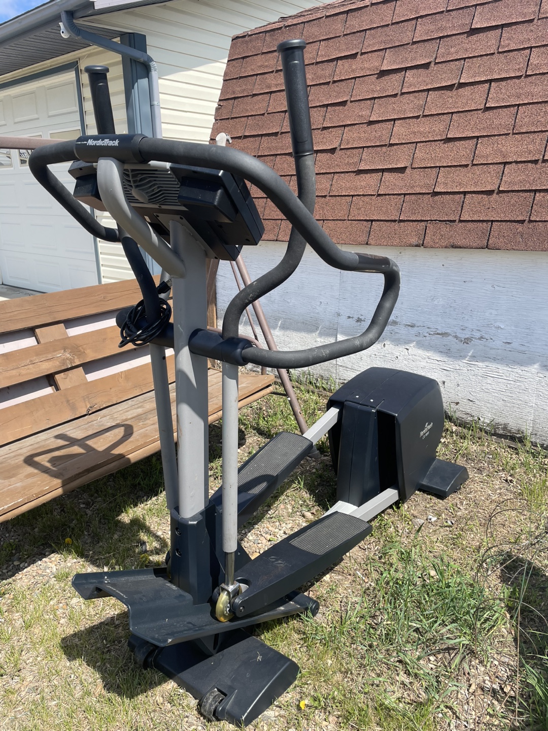 NordicTrack CX 1000 Elliptical Trainer - photo 3