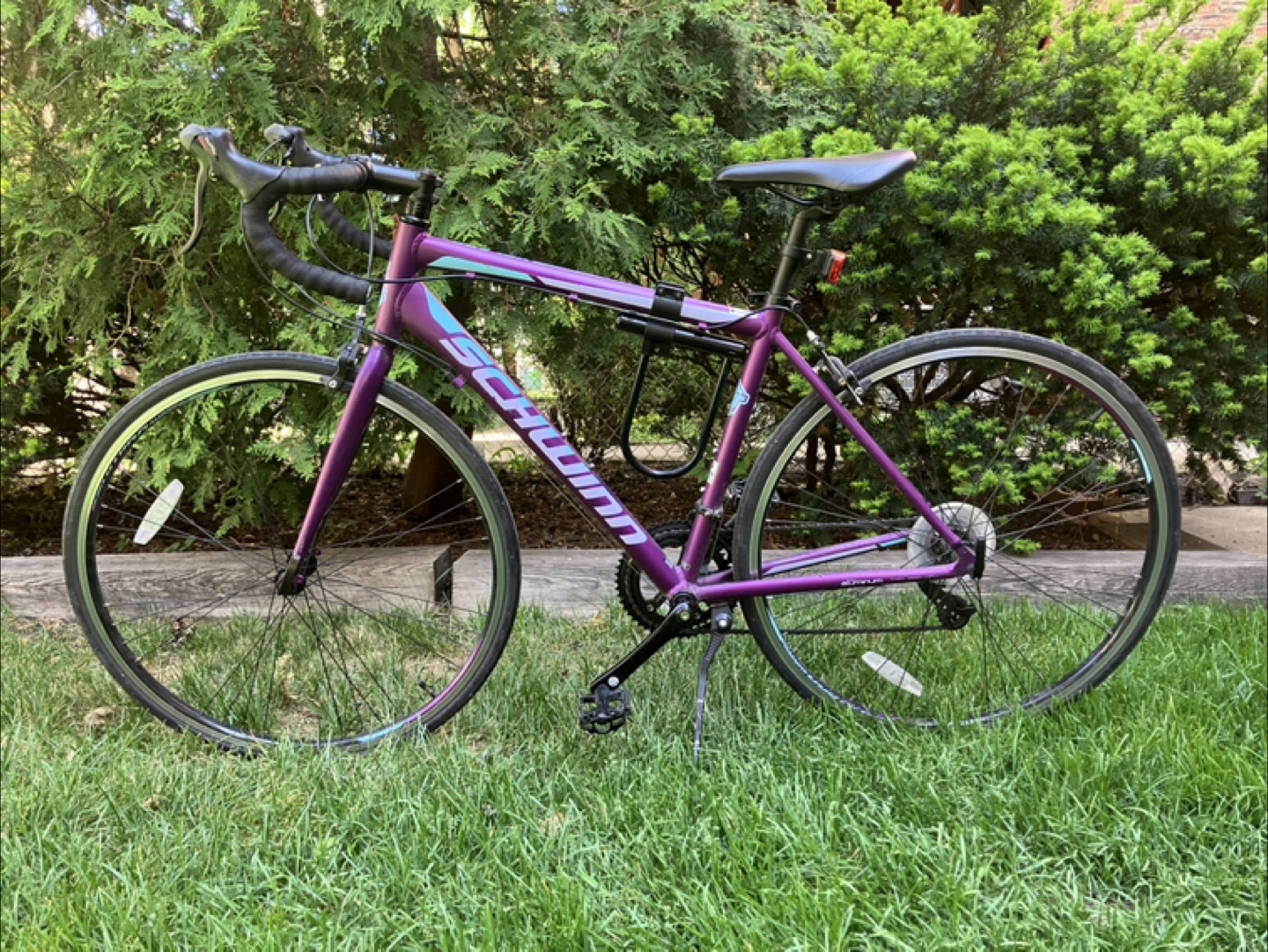 Schwinn Volare 700 Road Bike - Purple