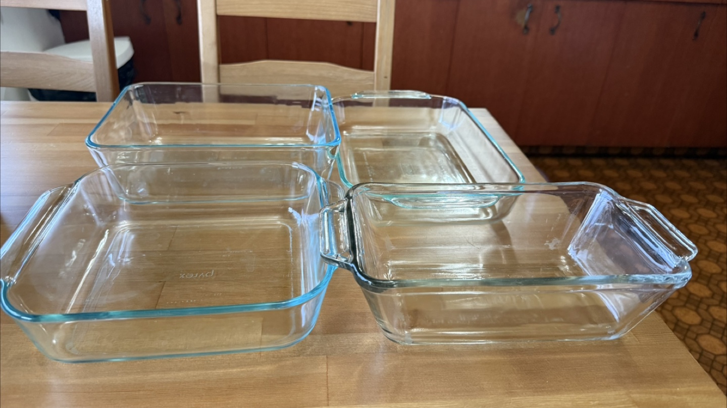 Set of Four Pyrex Glass Baking Dishes