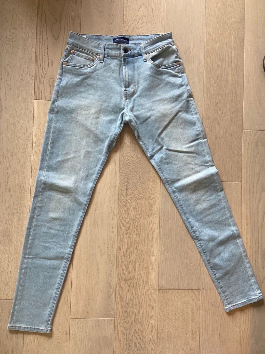 Aéropostale Athletic Skinny Jeans image indicator(2)