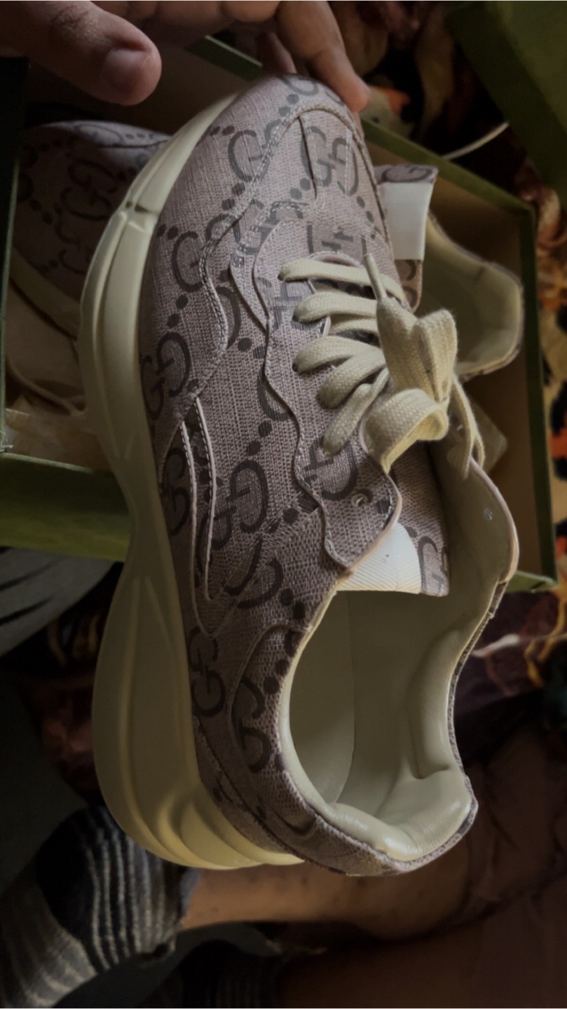 Gucci GG Sneakers - photo 3