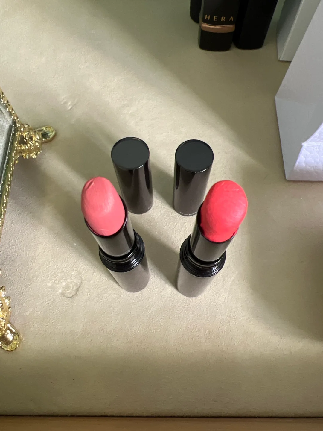 MAC SlimShine Lipsticks - Funshine & High 90's image indicator(3)