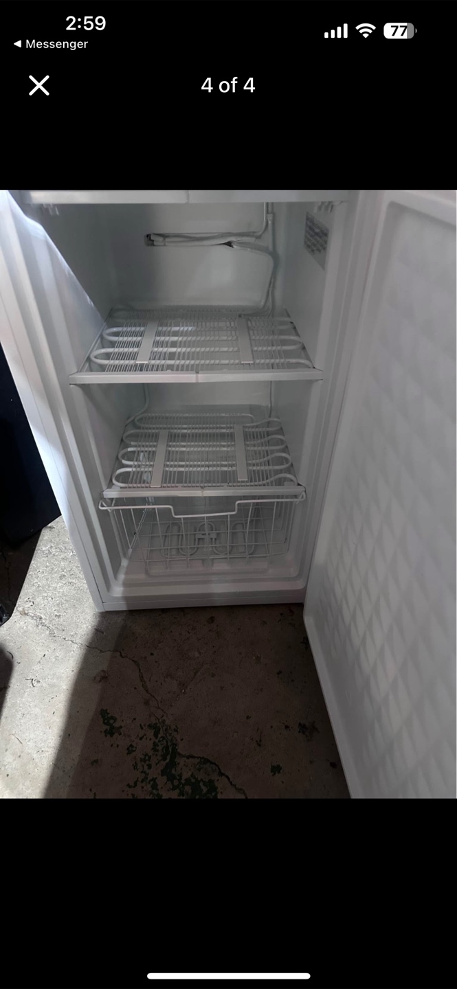 Criterion Compact Freezer - photo 4