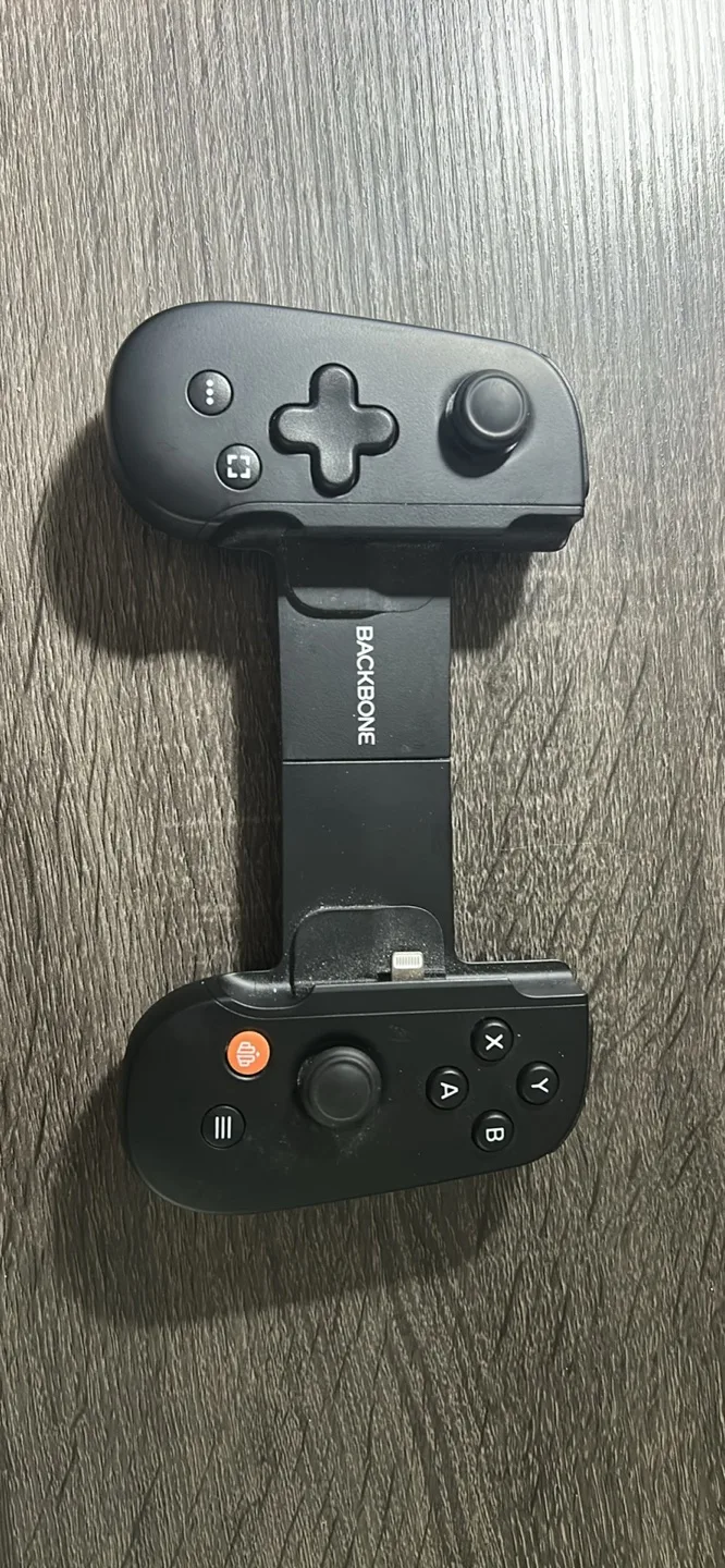Backbone One Mobile Gaming Controller thumbnail