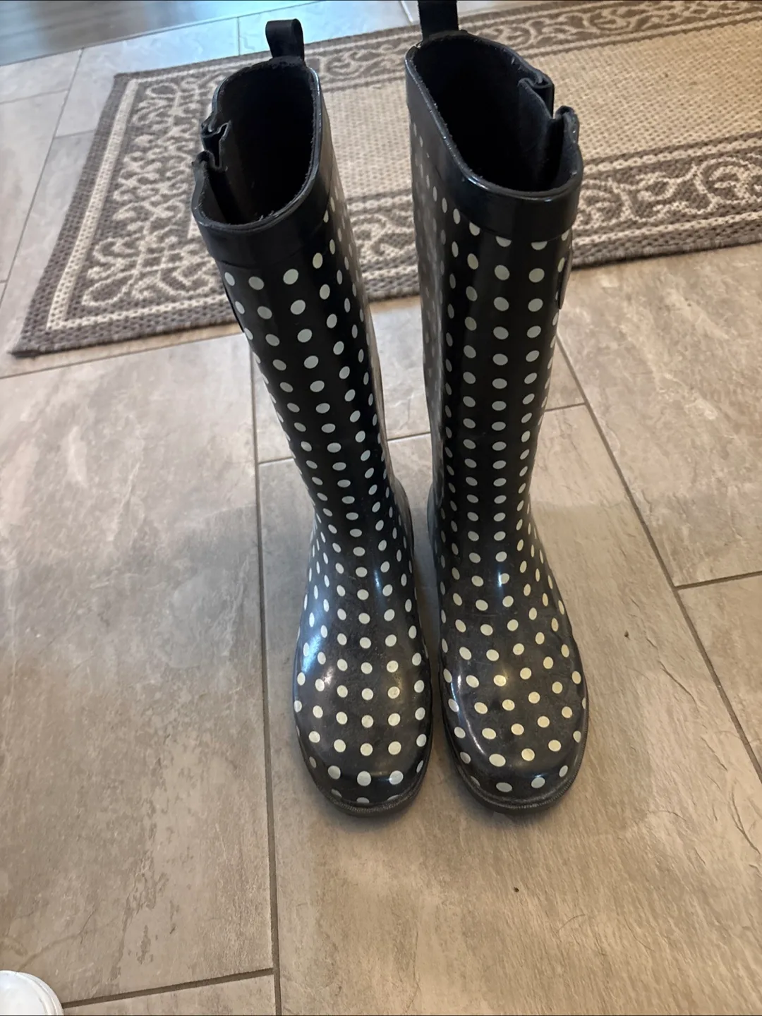 Capelli New York Women's Size 7 Polka Dot Rain Boots thumbnail