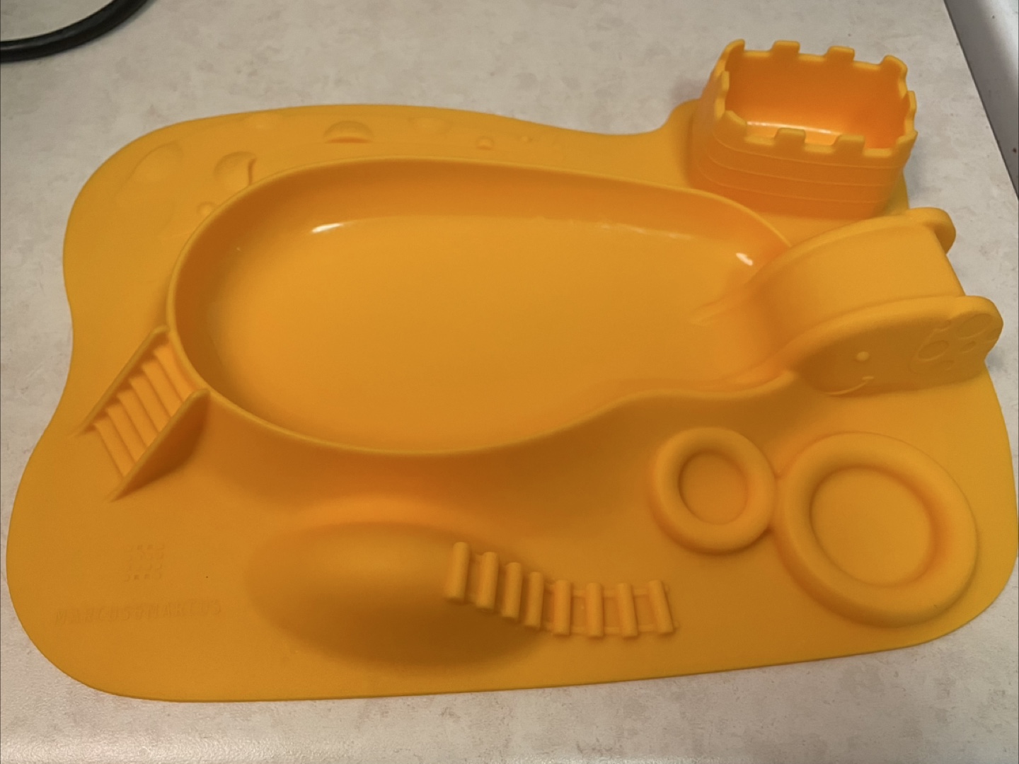 Marcus & Marcus Toddler children Silicone Suction Feeding Plate