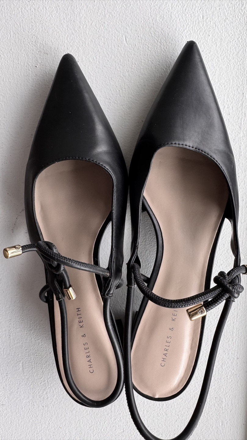 Charles & Keith Black Pointed Toe Heels - photo 2