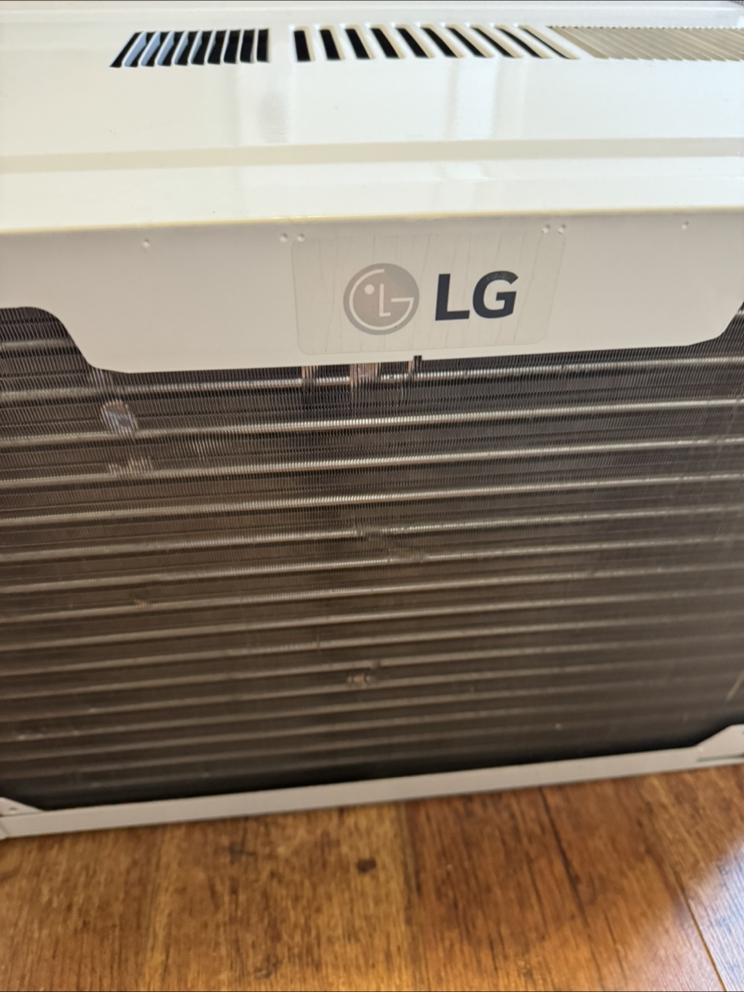 LG Window Air Conditioner - photo 5