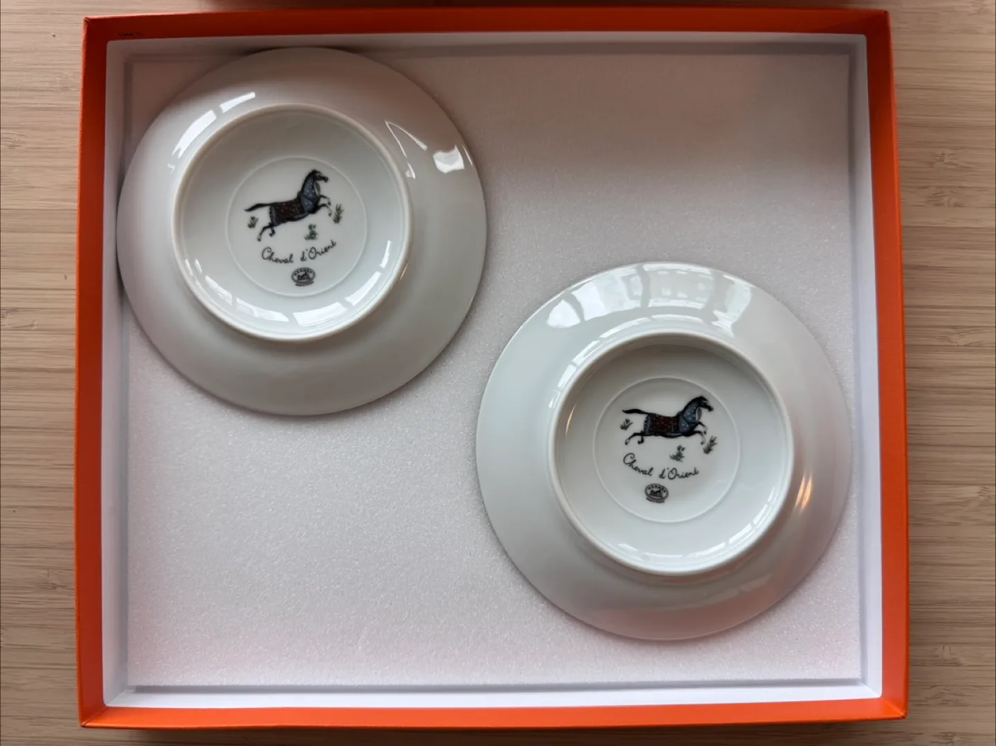 Hermes Cheval d’Orient Espresso/tea Cups and Saucers Set image indicator(7)