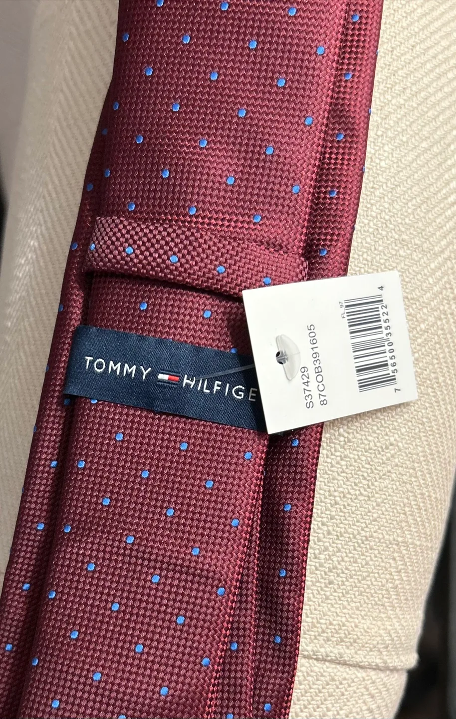 Tommy Hilfiger Men's Burgundy Tie - Brand New! image indicator(4)