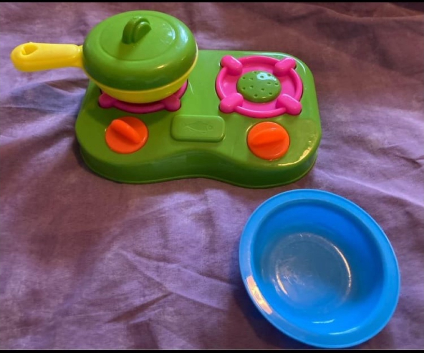 Kitchen Playset with Pan and Bowl