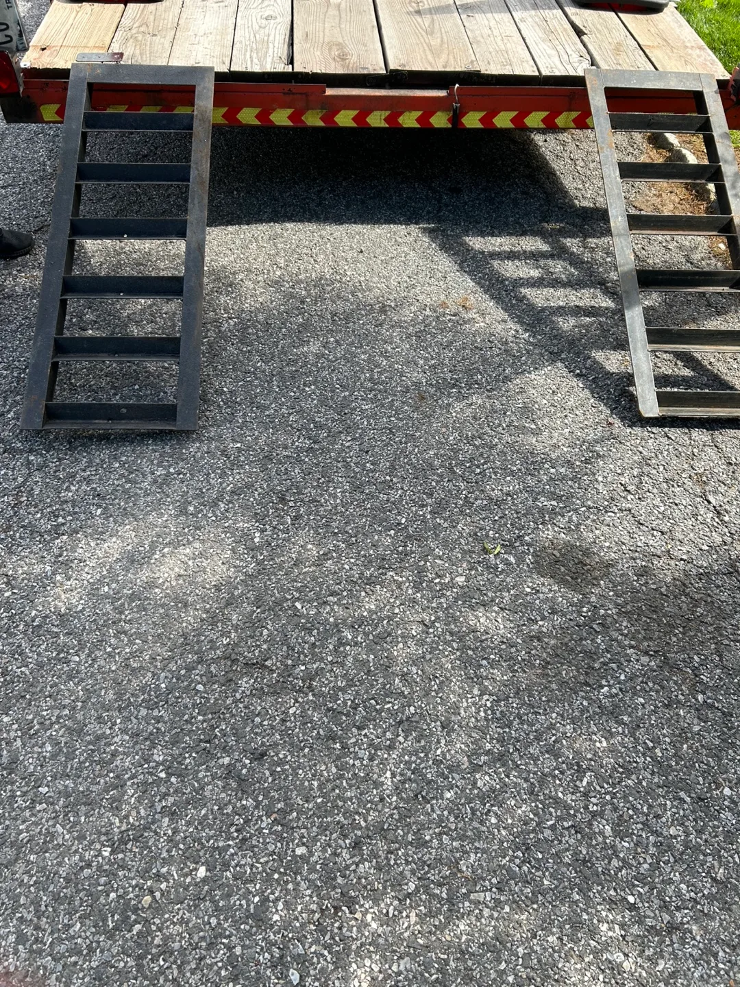 Pair of Metal Trailer Ramps image indicator(2)