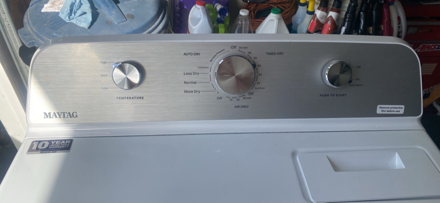 New Maytag 7 cu ft Electric Dryer - White