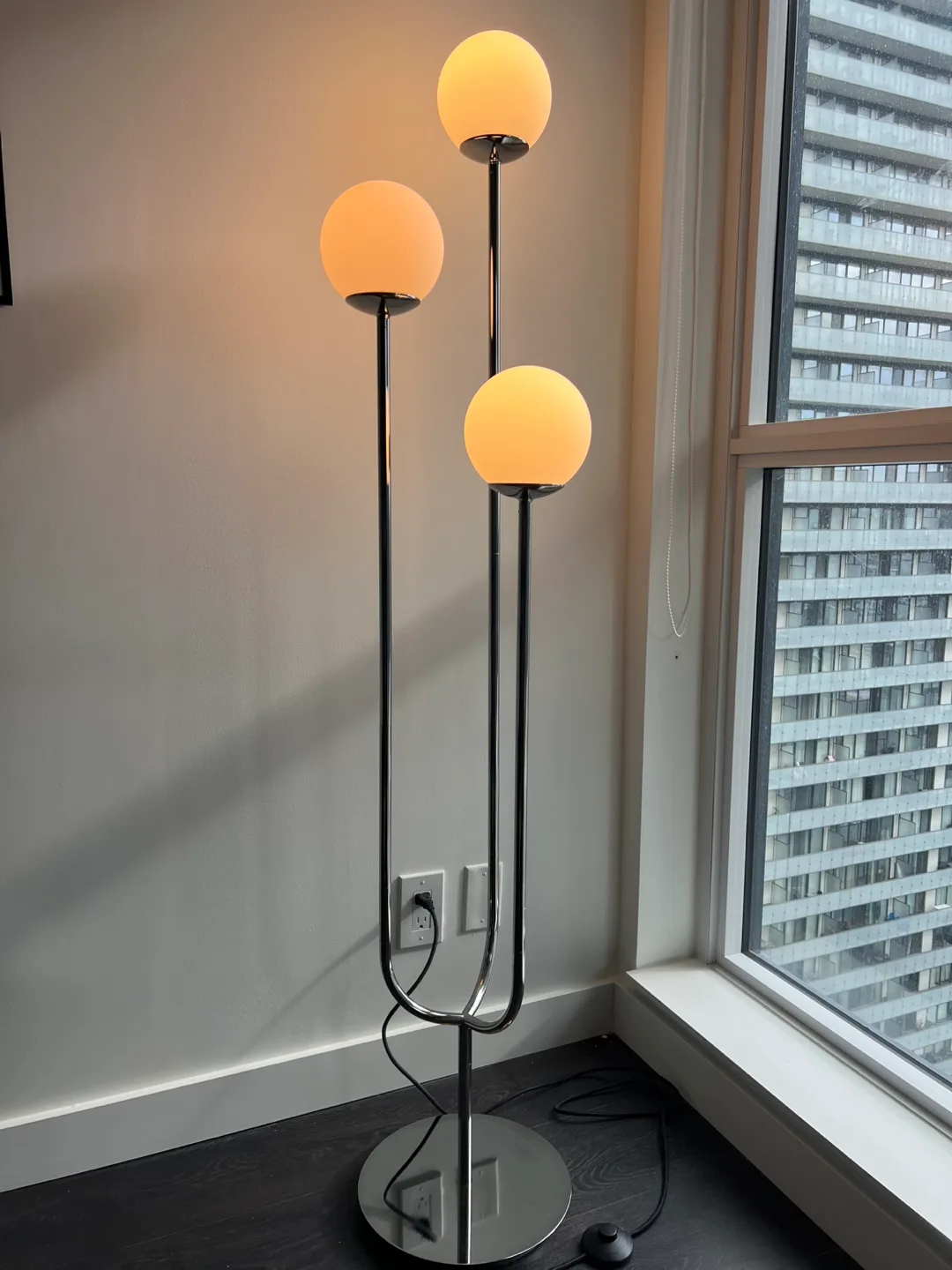 Globe Floor Lamp - SIMRISHAMN IKEA thumbnail