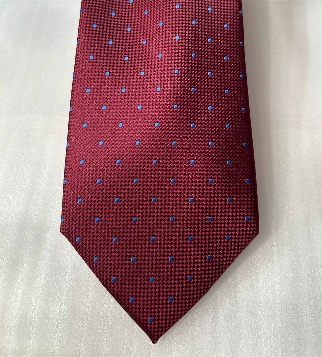 Tommy Hilfiger Men's Burgundy Tie - Brand New! image indicator(2)