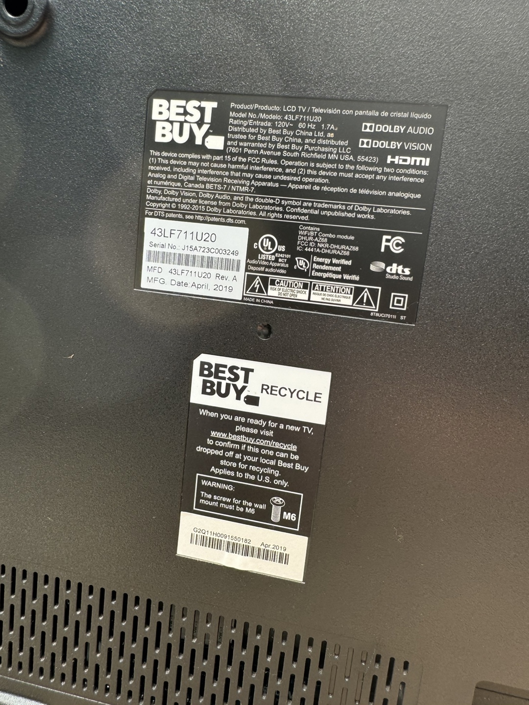 43" Toshiba Smart TV - photo 3