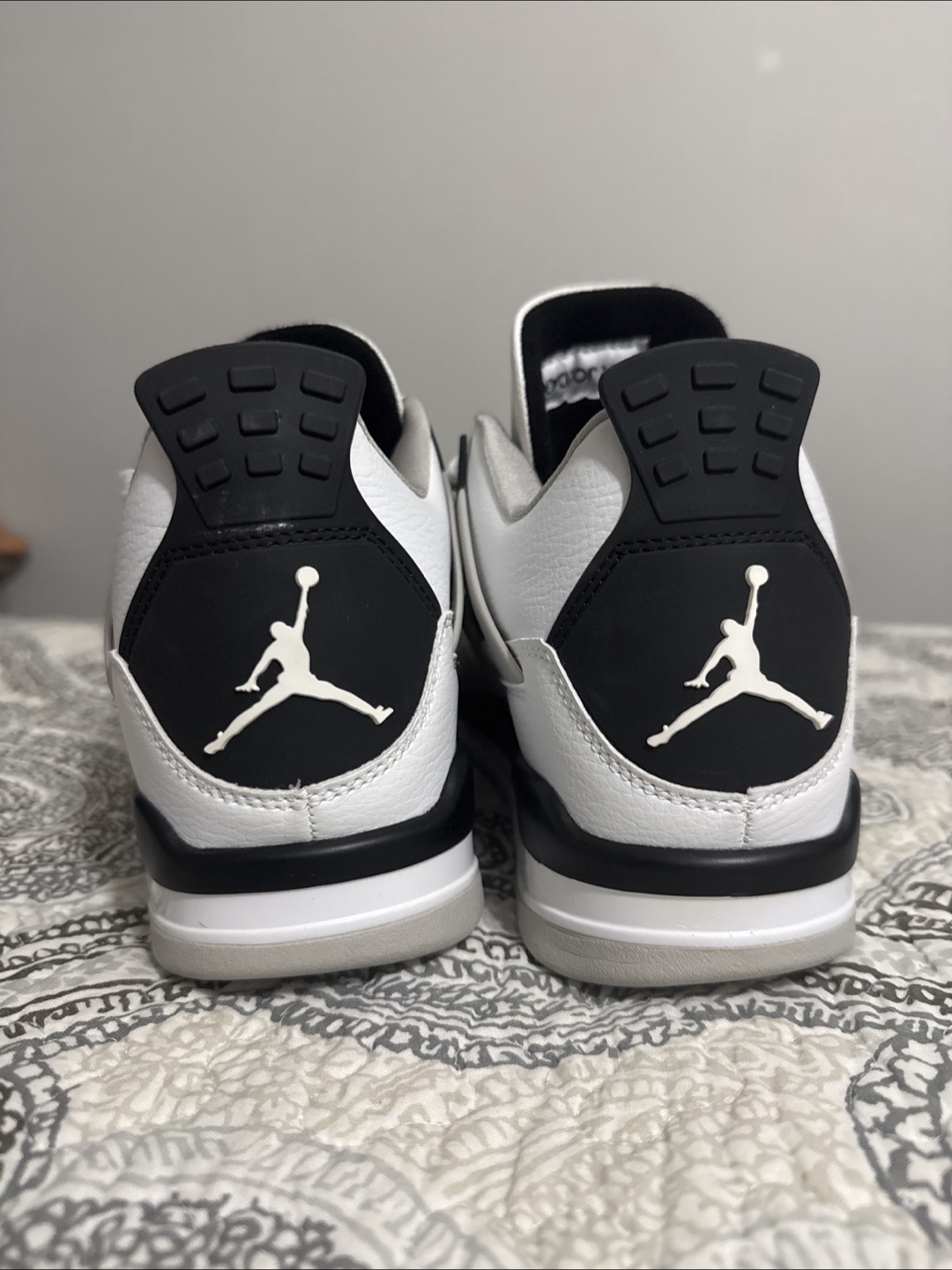 Nike air Jordan 4 retro military black - photo 4
