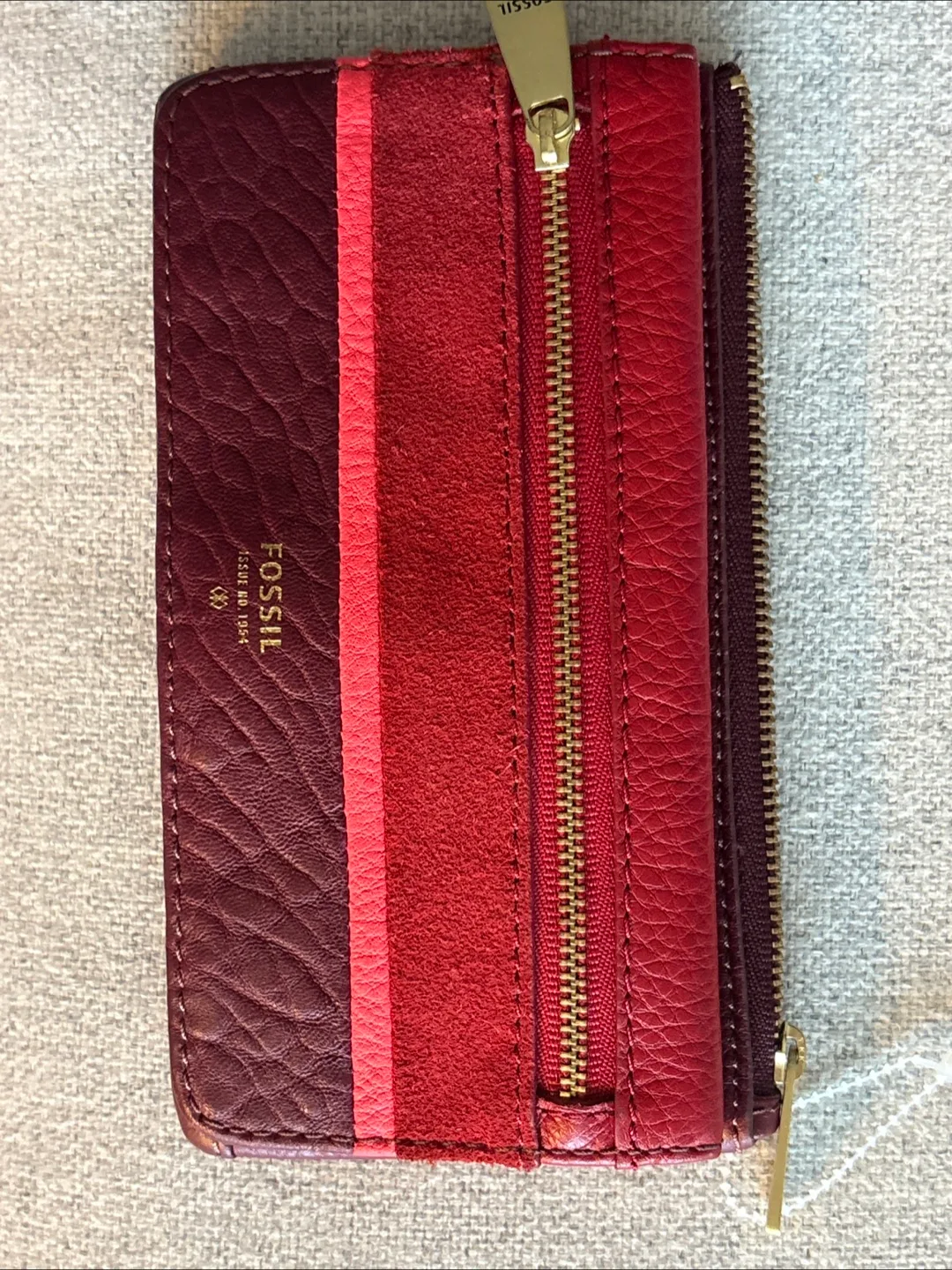 Fossil Leather Wallet- last chance ! thumbnail