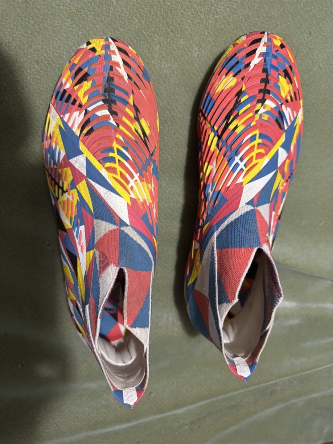Adidas Nemeziz Football Cleats - Size 9