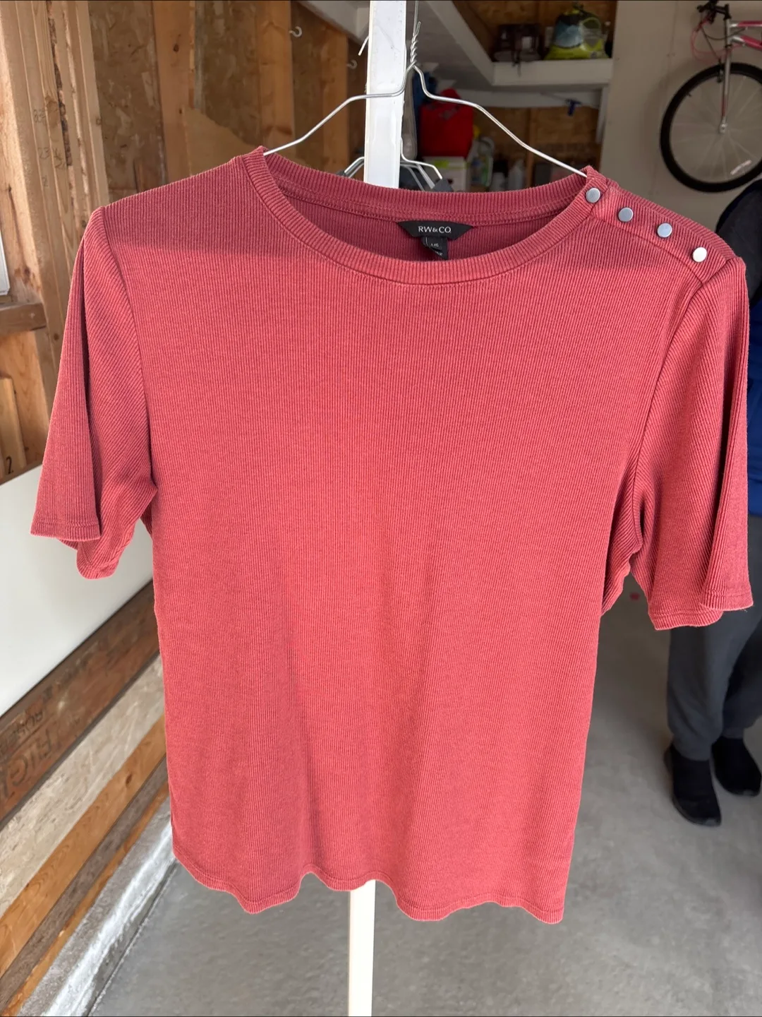 Women's RW&Co Ribbed Short Sleeve Top - Large thumbnail