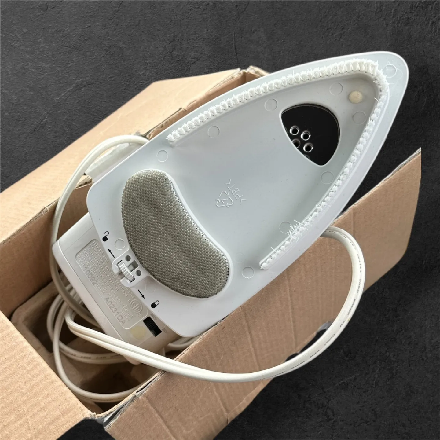 Hamilton Beach Travel Iron/Steamer image indicator(2)