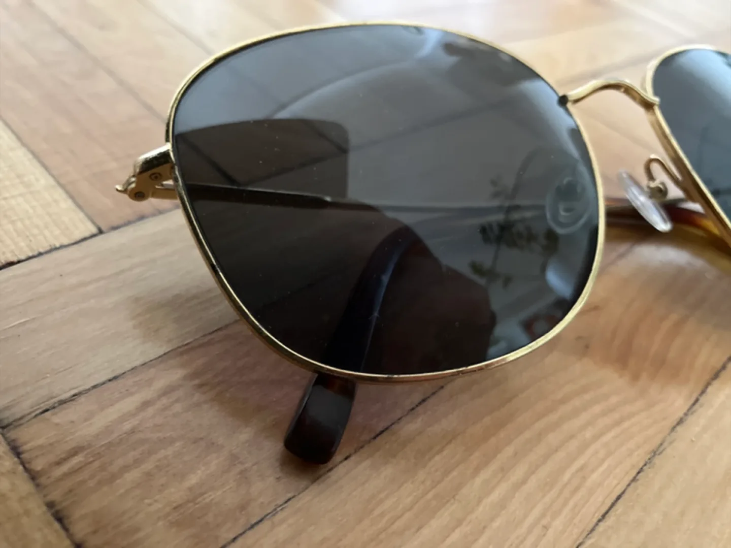 Bailey Nelson Gold Metal Frame Sunglasses image indicator(3)