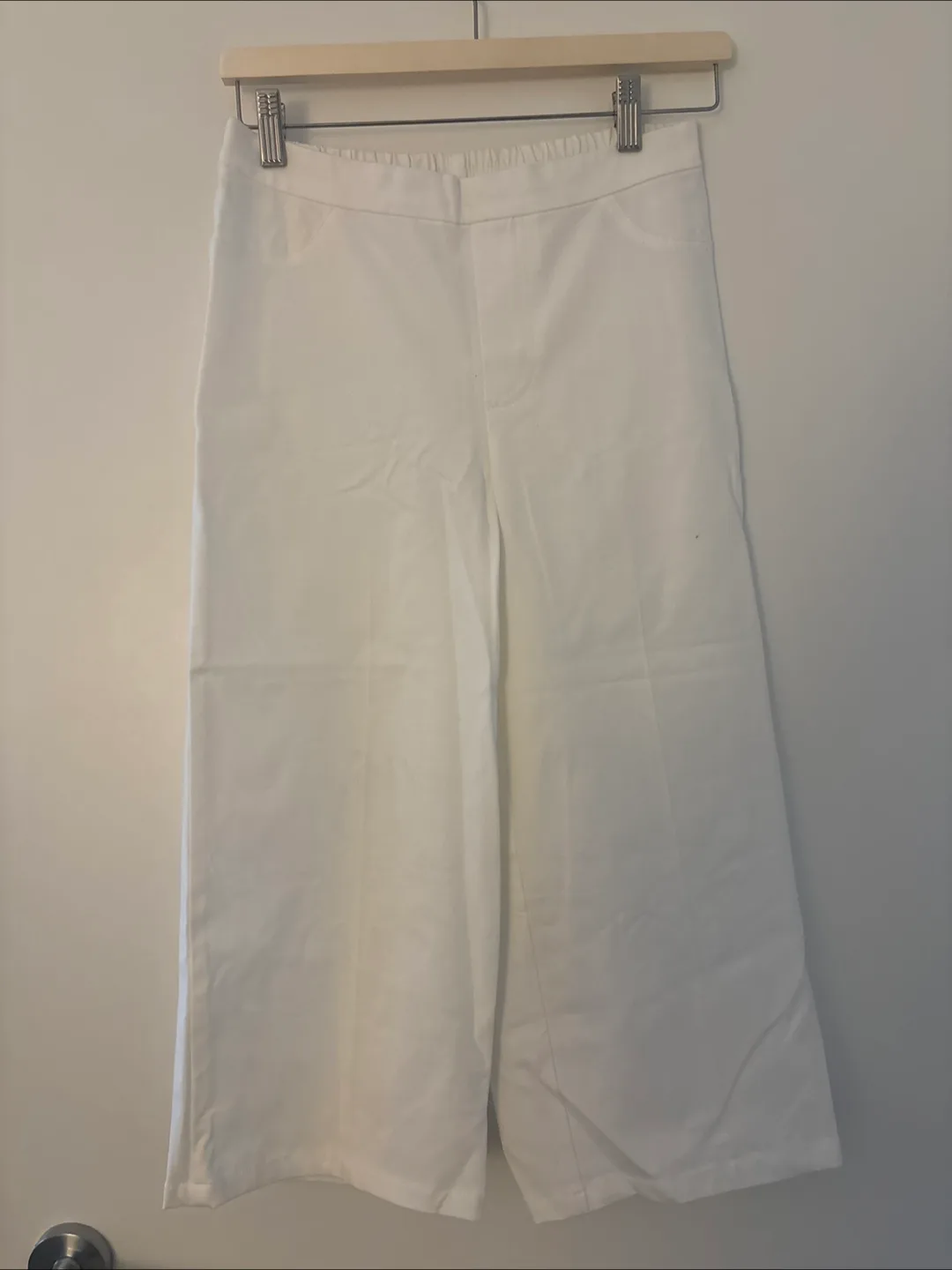 Women's White Culotte Pants - Size 4 thumbnail
