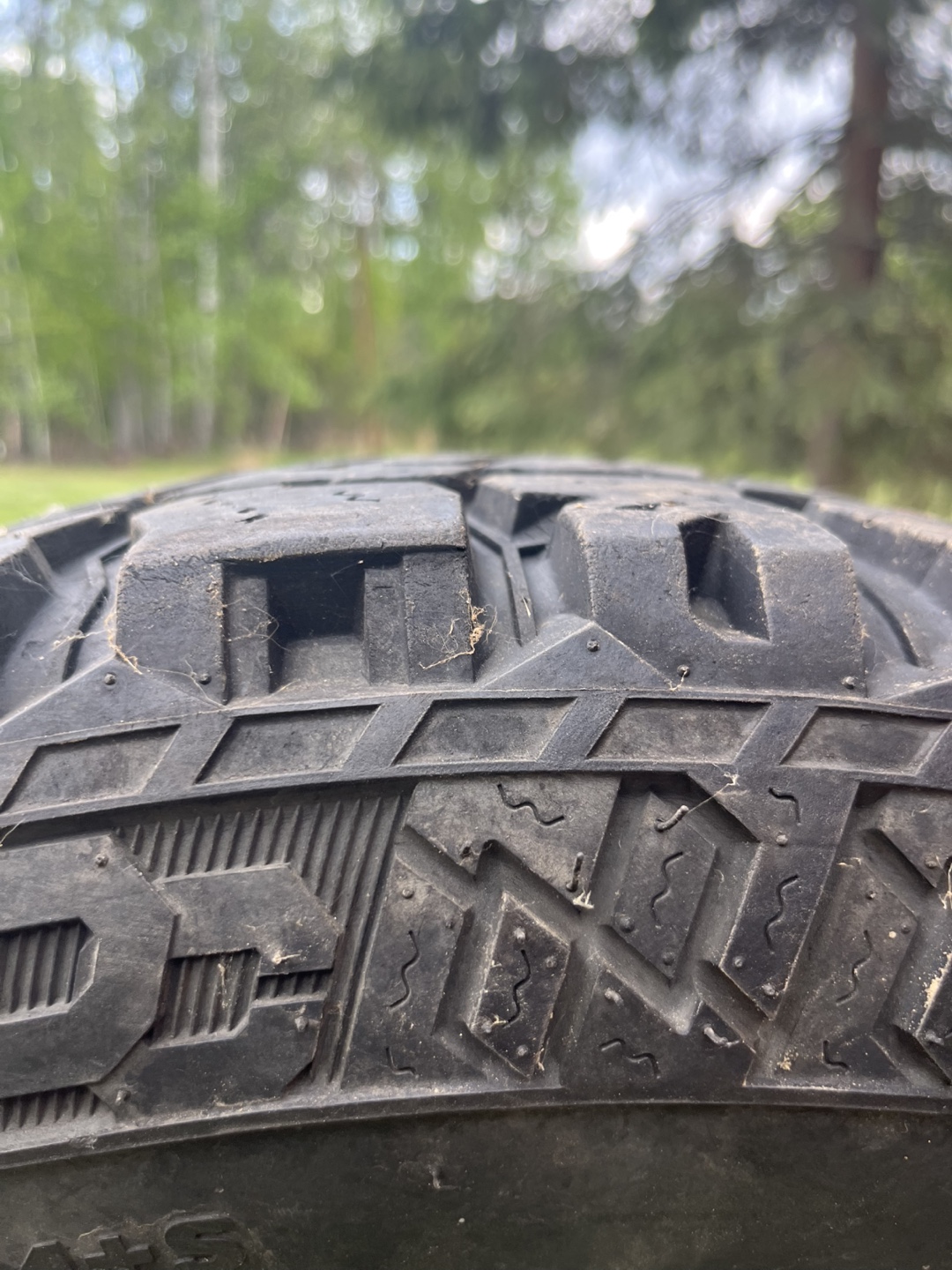35x12.50R20LT General Grabber X3 All-Terrain Tires - photo 2