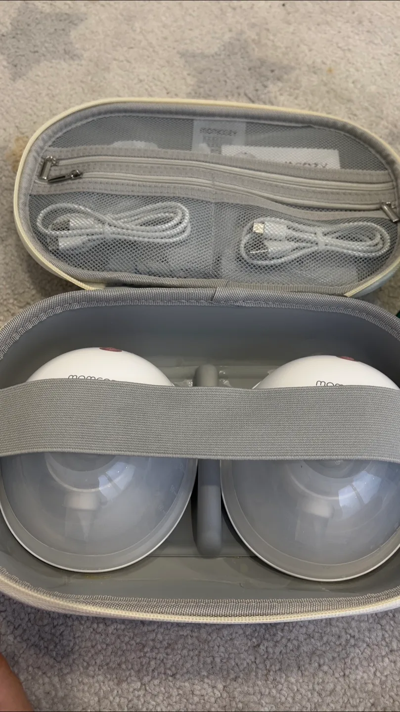 Momcozy Breast Pump with Philips Avent Bottles image indicator(3)