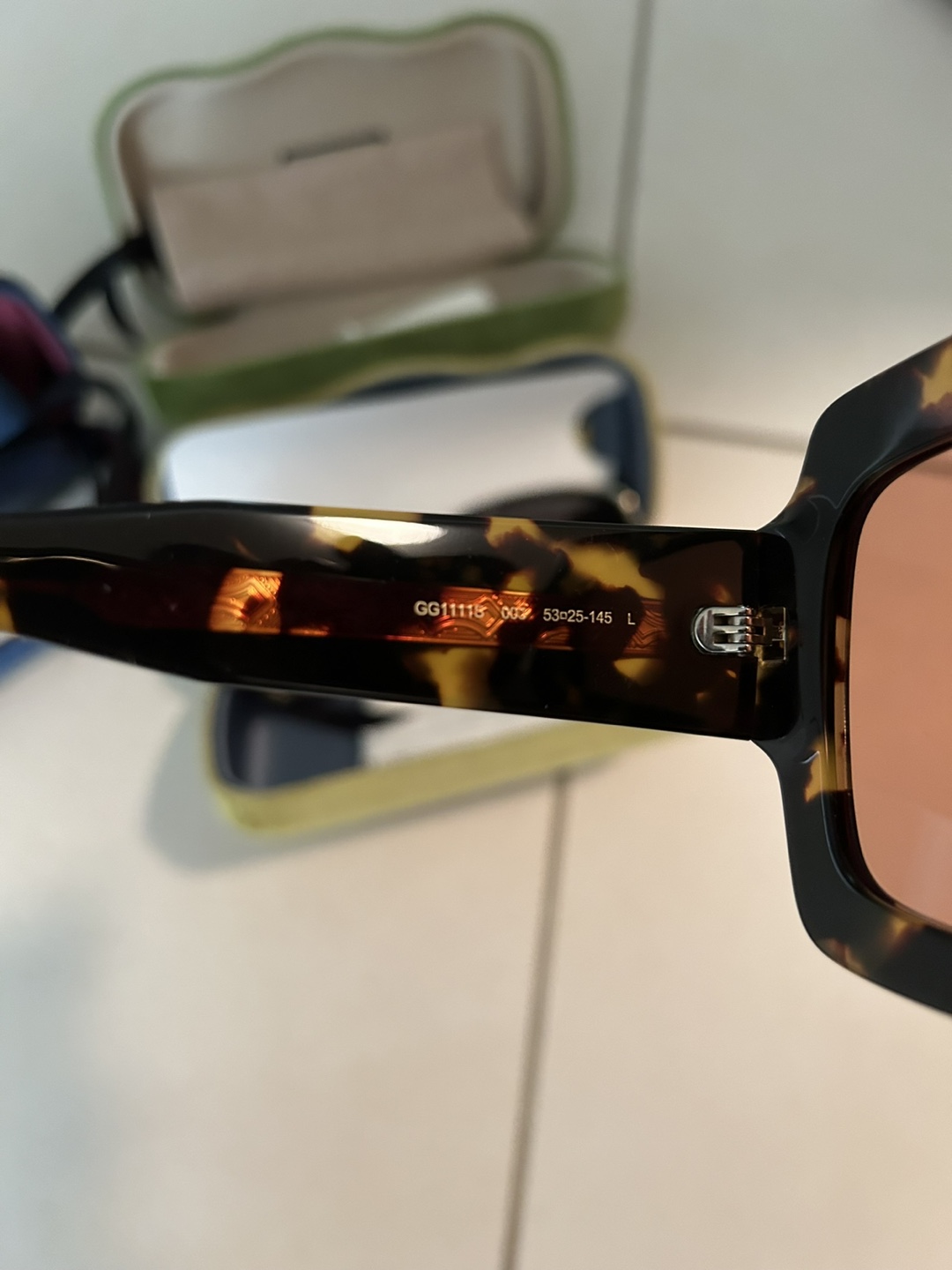Gucci Sunglasses - Brown Tortoise Shell