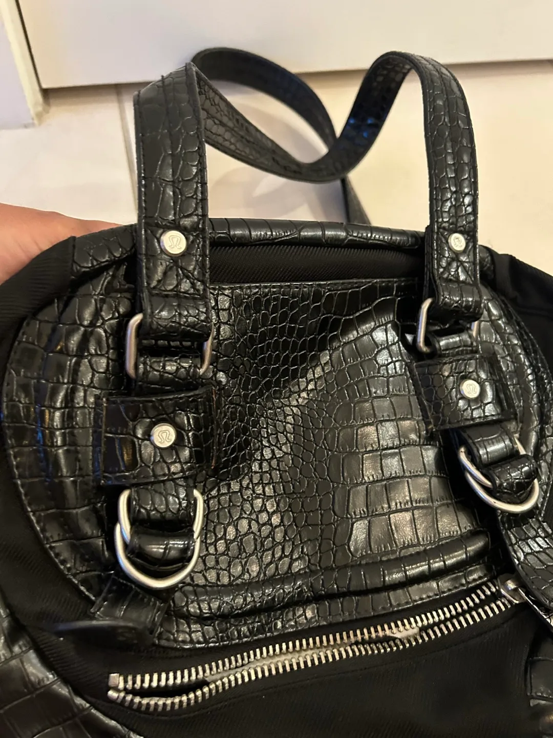 Lululemon Black Croc-Embossed Tote Bag image indicator(4)