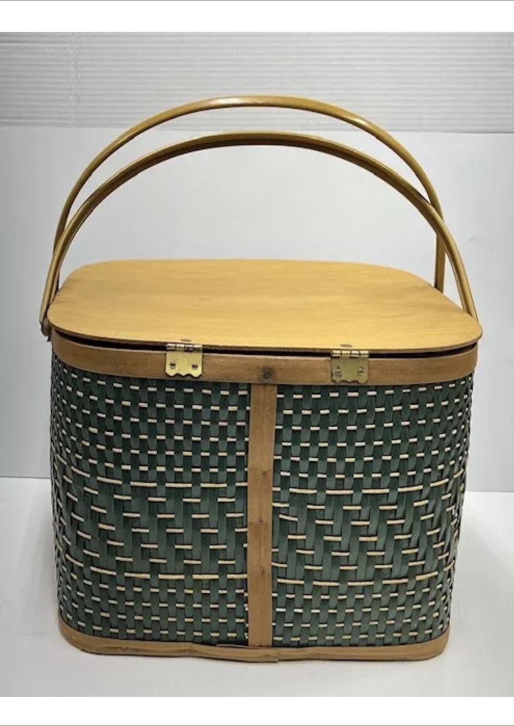 Vintage Picnic Basket, Green and Beige Woven, Wood Lid - photo 5