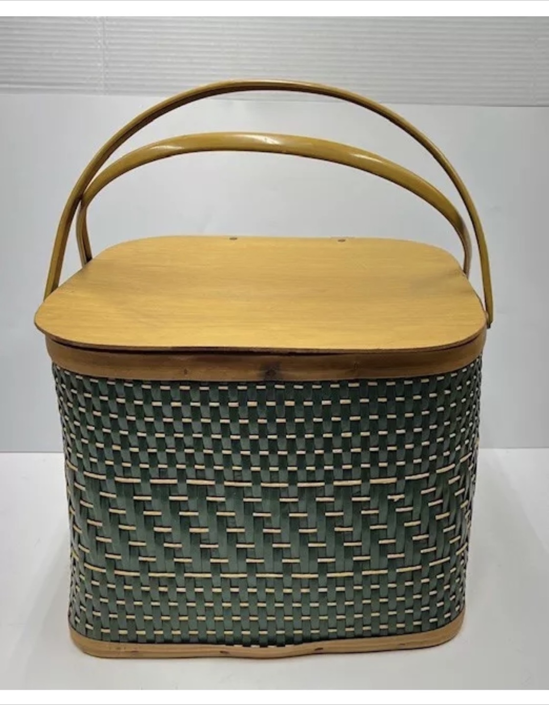 Vintage Picnic Basket, Green and Beige Woven, Wood Lid - photo 4