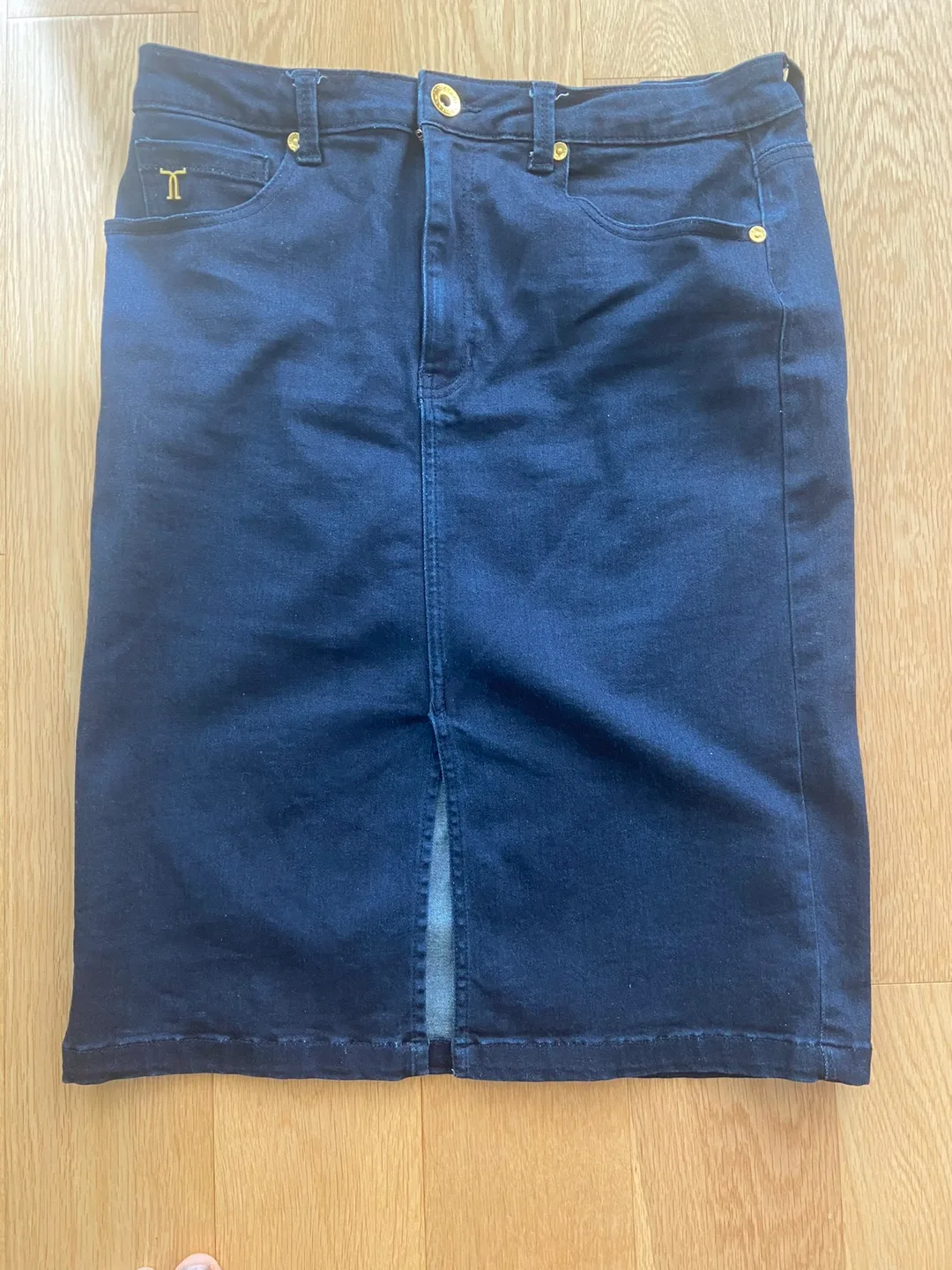 Black Denim Pencil Skirt image indicator(2)