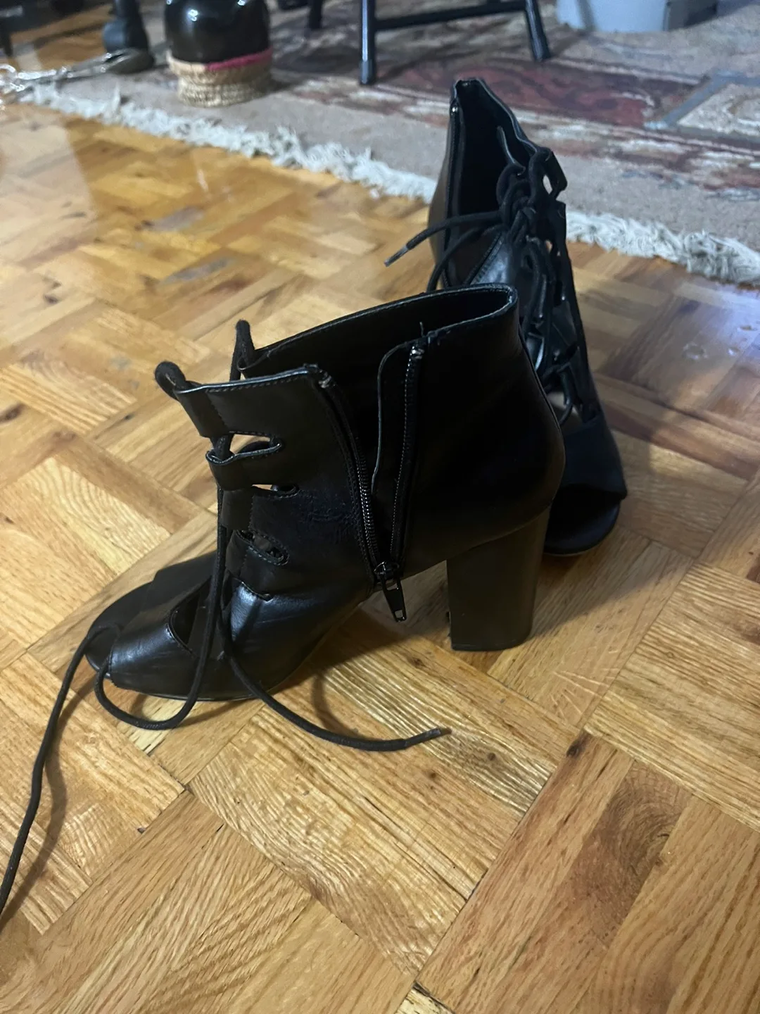 Black Lace-Up Peep-Toe Heels - Size 7.5 image indicator(2)