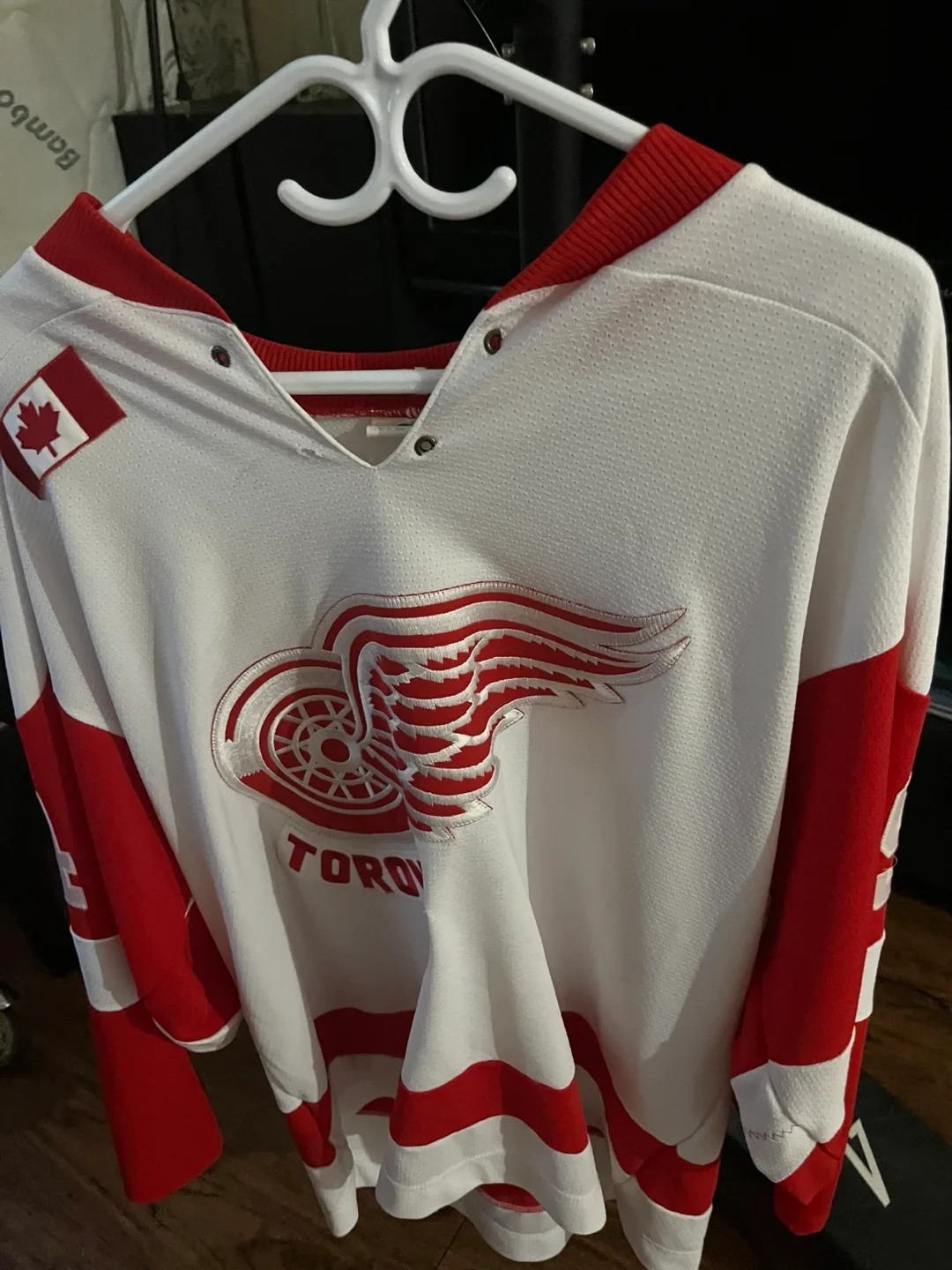 Vintage Hockey Jersey Collection (4 Jerseys) al pf it for 20 image indicator(4)