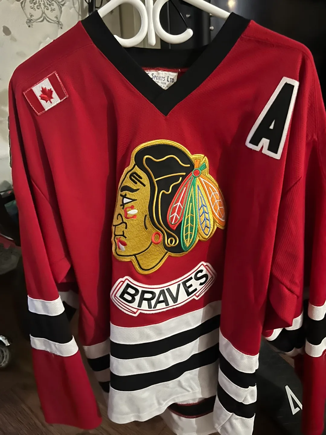 Vintage Hockey Jersey Collection (4 Jerseys) al pf it for 20 image indicator(3)