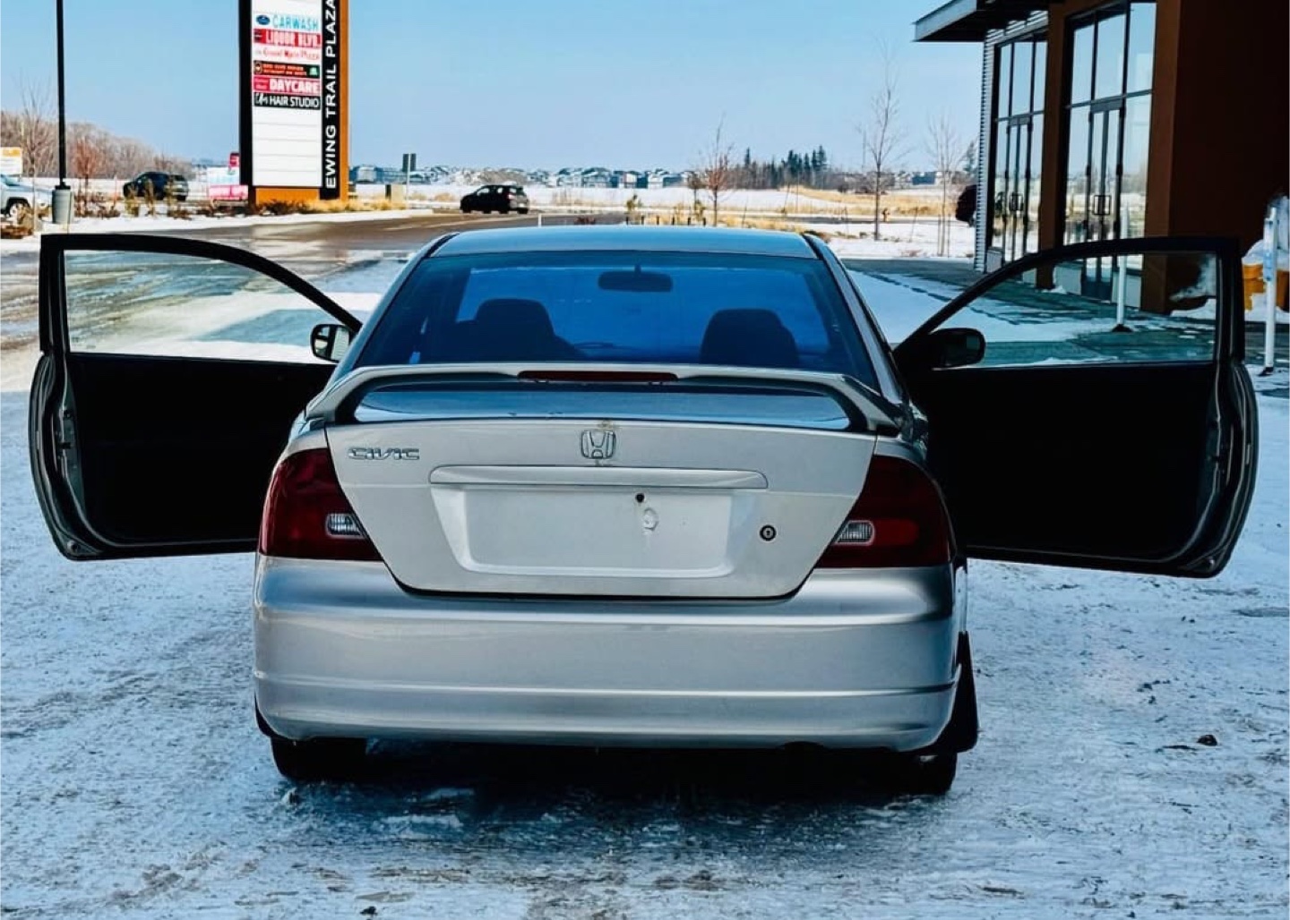 2003 Honda Civic Coupe - Reliable and Fuel-Efficient - photo 2