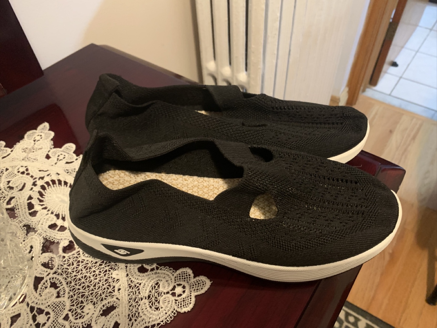 Women's Black Knit Slip-on Sneakers
