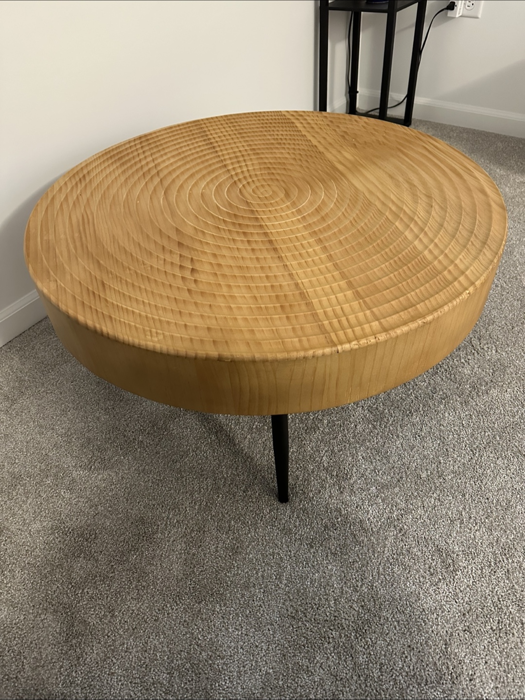 Round Wood Coffee Table - photo 2