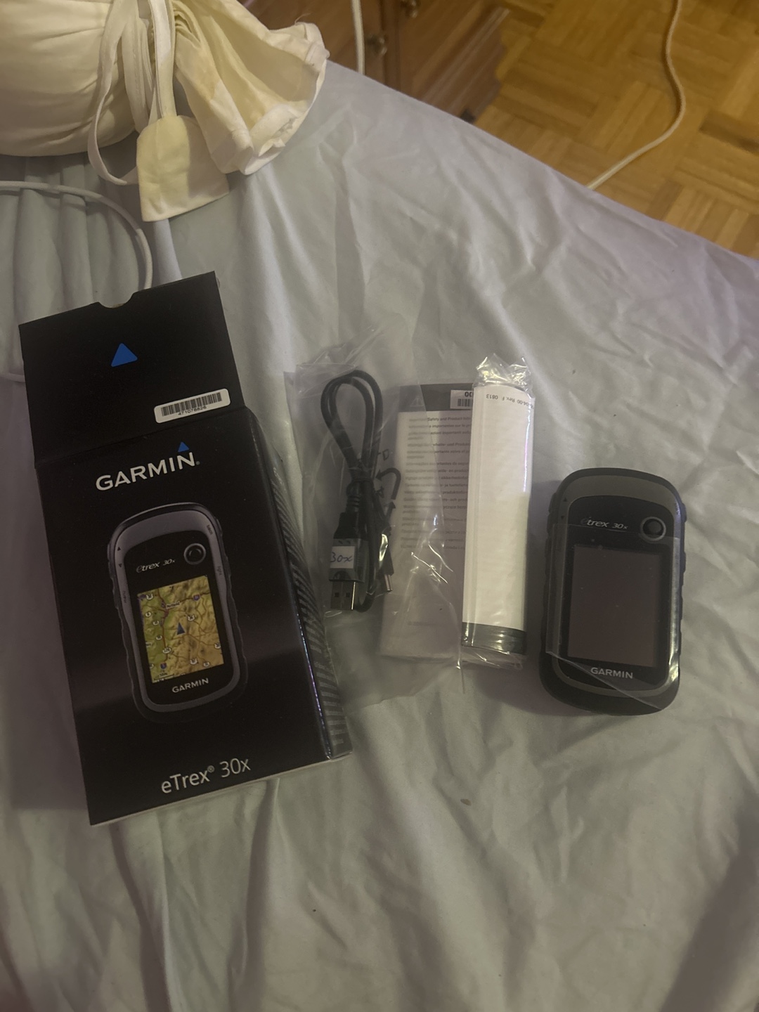 Garmin eTrex 30x GPS Handheld Device - New in Box