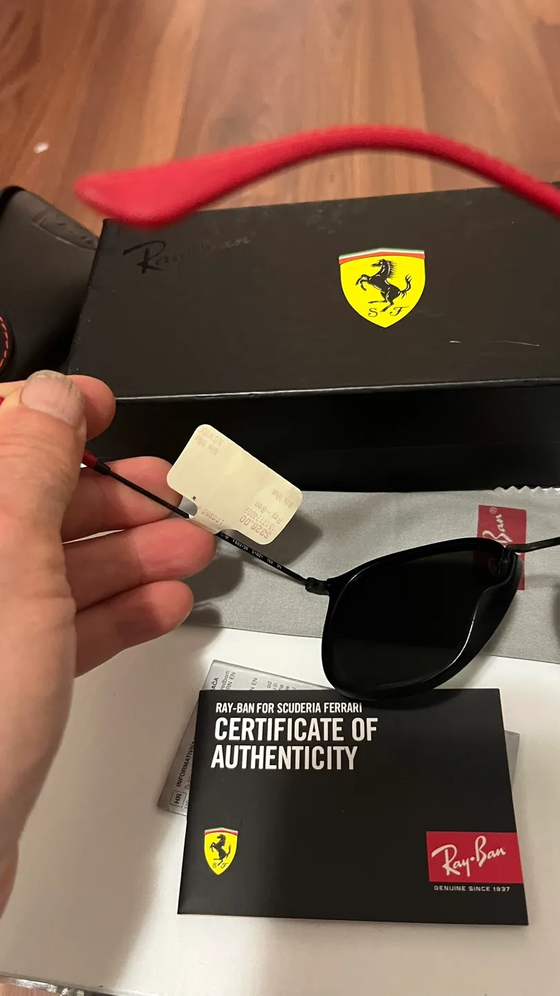 Ray-Ban Scuderia Ferrari Sunglasses image indicator(4)